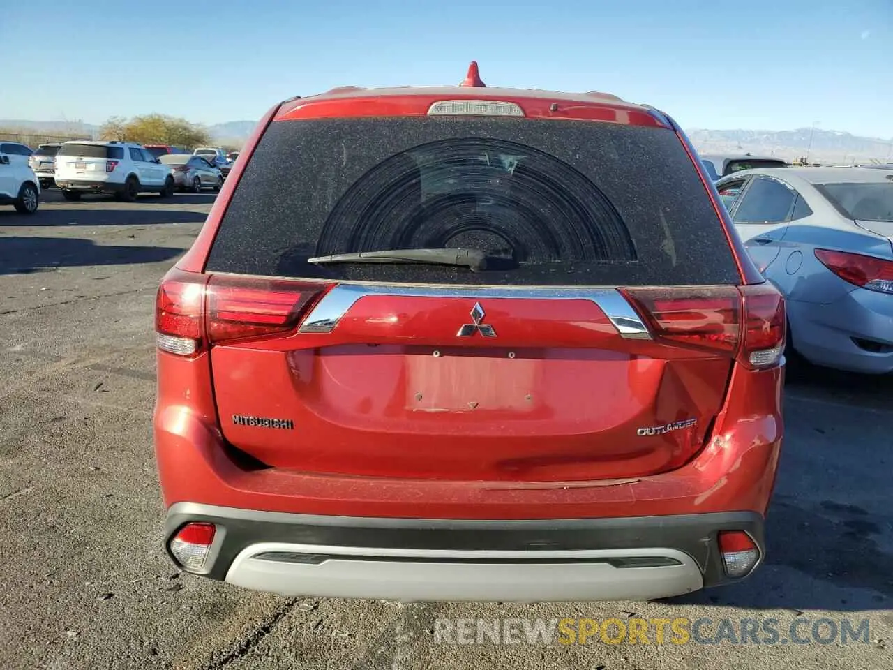 6 fotografías del automóvil dañado JA4AD2A36KZ055266 MITSUBISHI OUTLANDER 2019