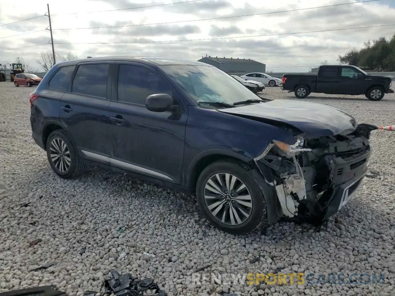 4 fotografías del automóvil dañado JA4AD2A37KZ006528 MITSUBISHI OUTLANDER 2019