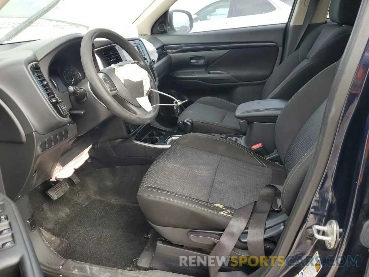 7 fotografías del automóvil dañado JA4AD2A37KZ006528 MITSUBISHI OUTLANDER 2019