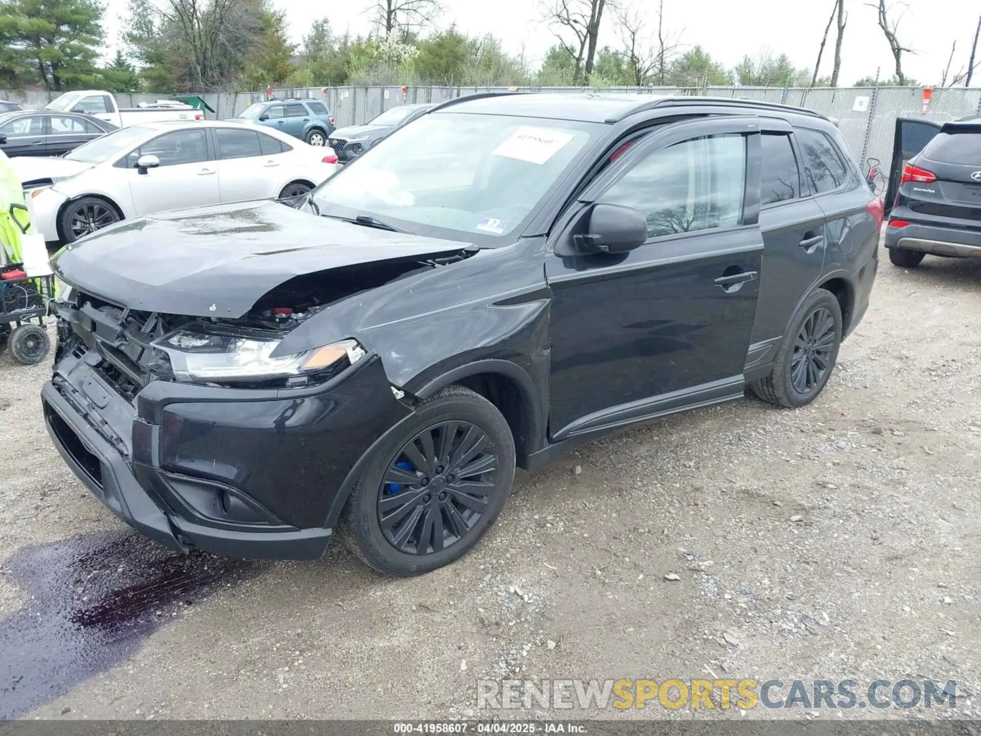 2 fotografías del automóvil dañado JA4AD2A38KZ047573 MITSUBISHI OUTLANDER 2019