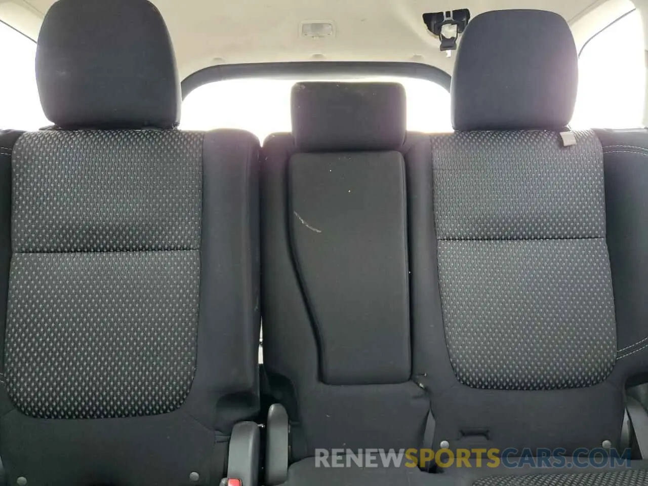 10 fotografías del automóvil dañado JA4AD2A39KZ011732 MITSUBISHI OUTLANDER 2019