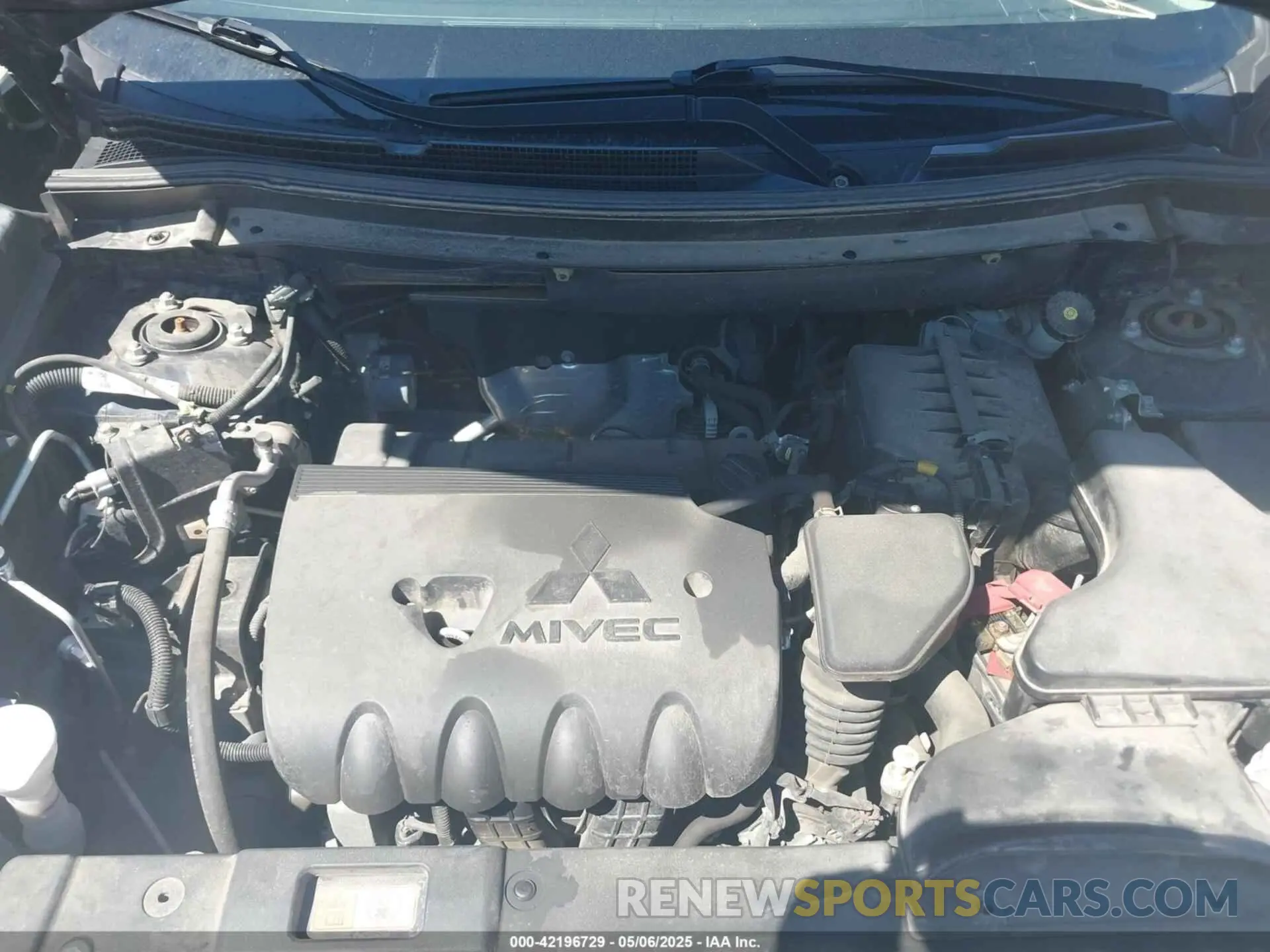 10 fotografías del automóvil dañado JA4AD2A3XKZ038437 MITSUBISHI OUTLANDER 2019
