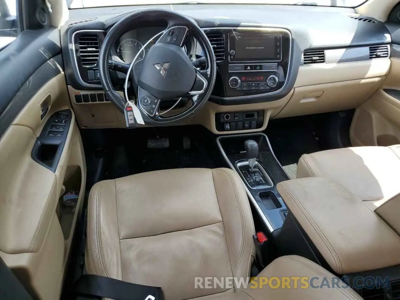 8 fotografías del automóvil dañado JA4AD3A30KZ034757 MITSUBISHI OUTLANDER 2019