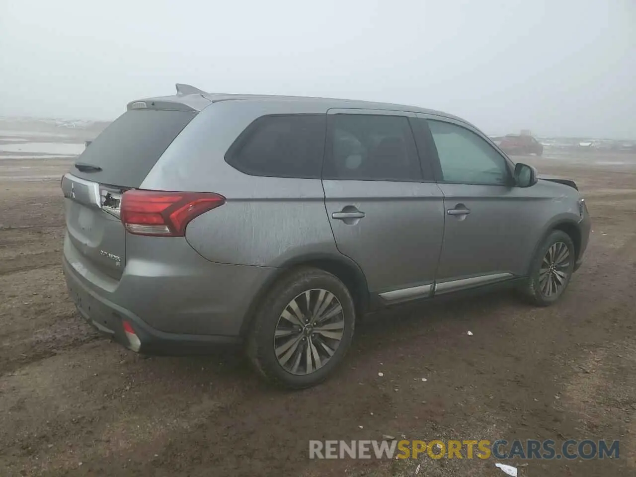 3 fotografías del automóvil dañado JA4AD3A30KZ042535 MITSUBISHI OUTLANDER 2019