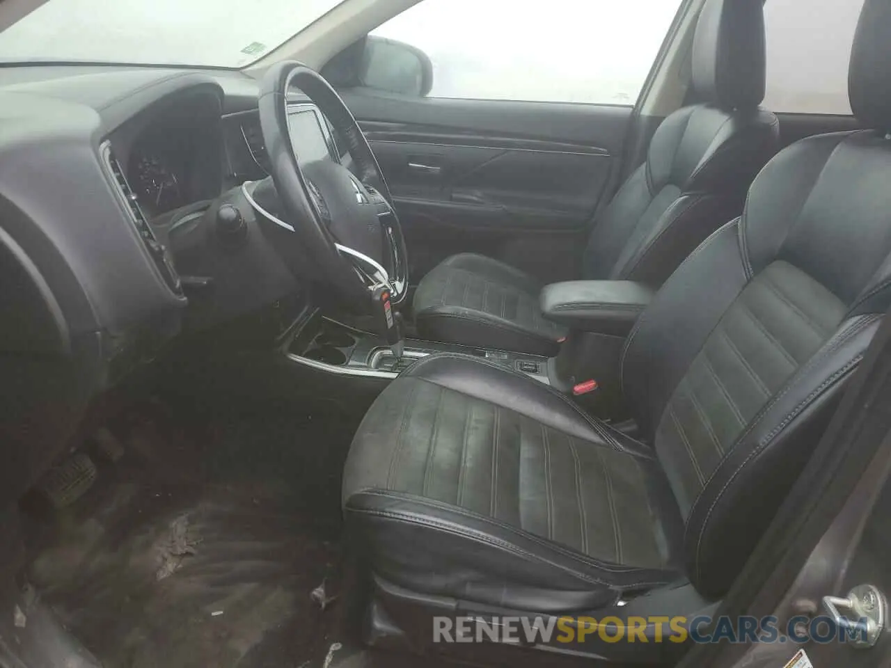7 fotografías del automóvil dañado JA4AD3A30KZ042535 MITSUBISHI OUTLANDER 2019