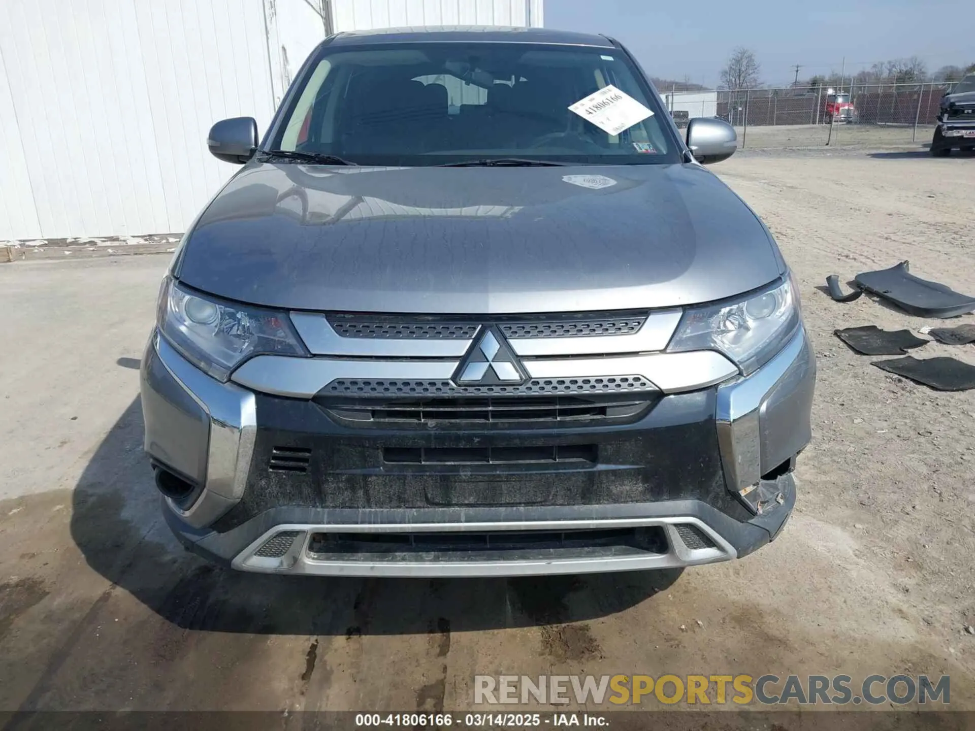 13 fotografías del automóvil dañado JA4AD3A30KZ043670 MITSUBISHI OUTLANDER 2019