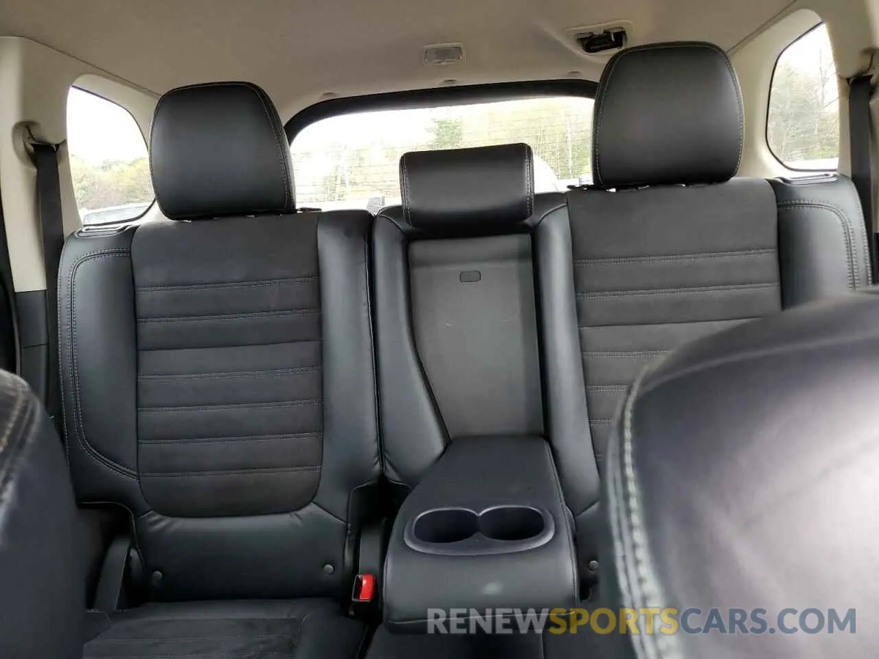 10 fotografías del automóvil dañado JA4AD3A31KZ011911 MITSUBISHI OUTLANDER 2019