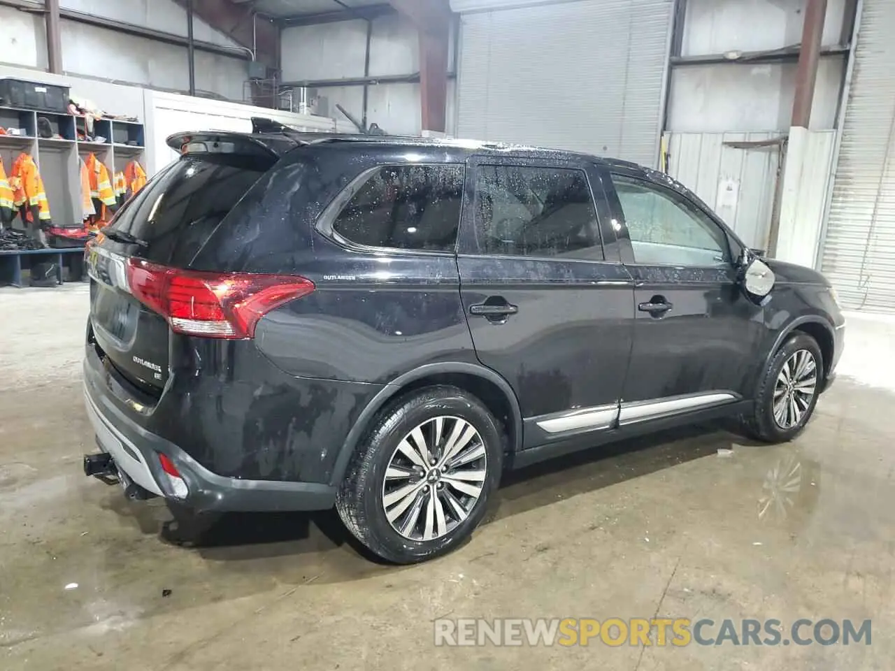3 fotografías del automóvil dañado JA4AD3A32KZ052287 MITSUBISHI OUTLANDER 2019