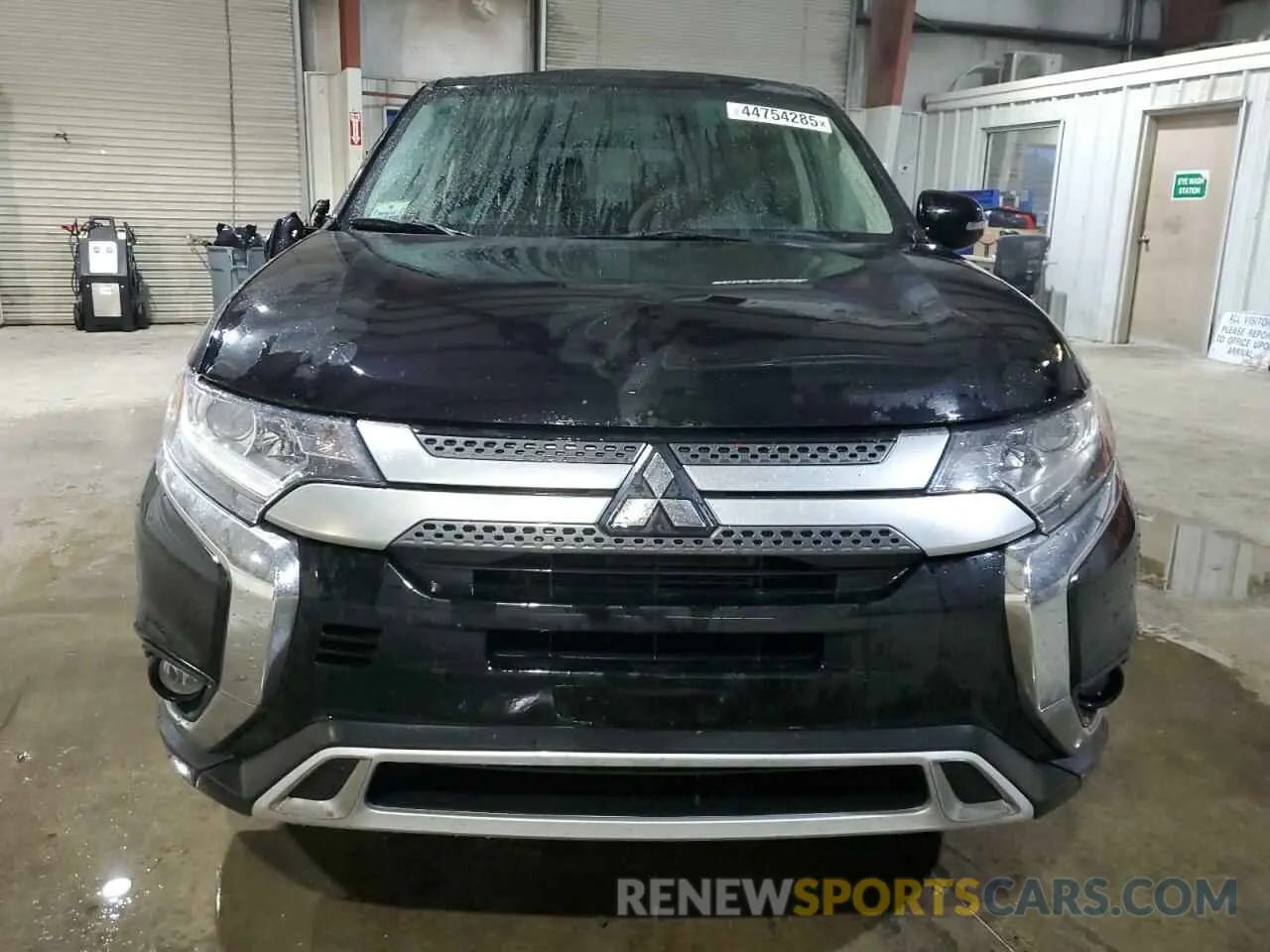 5 fotografías del automóvil dañado JA4AD3A32KZ052287 MITSUBISHI OUTLANDER 2019