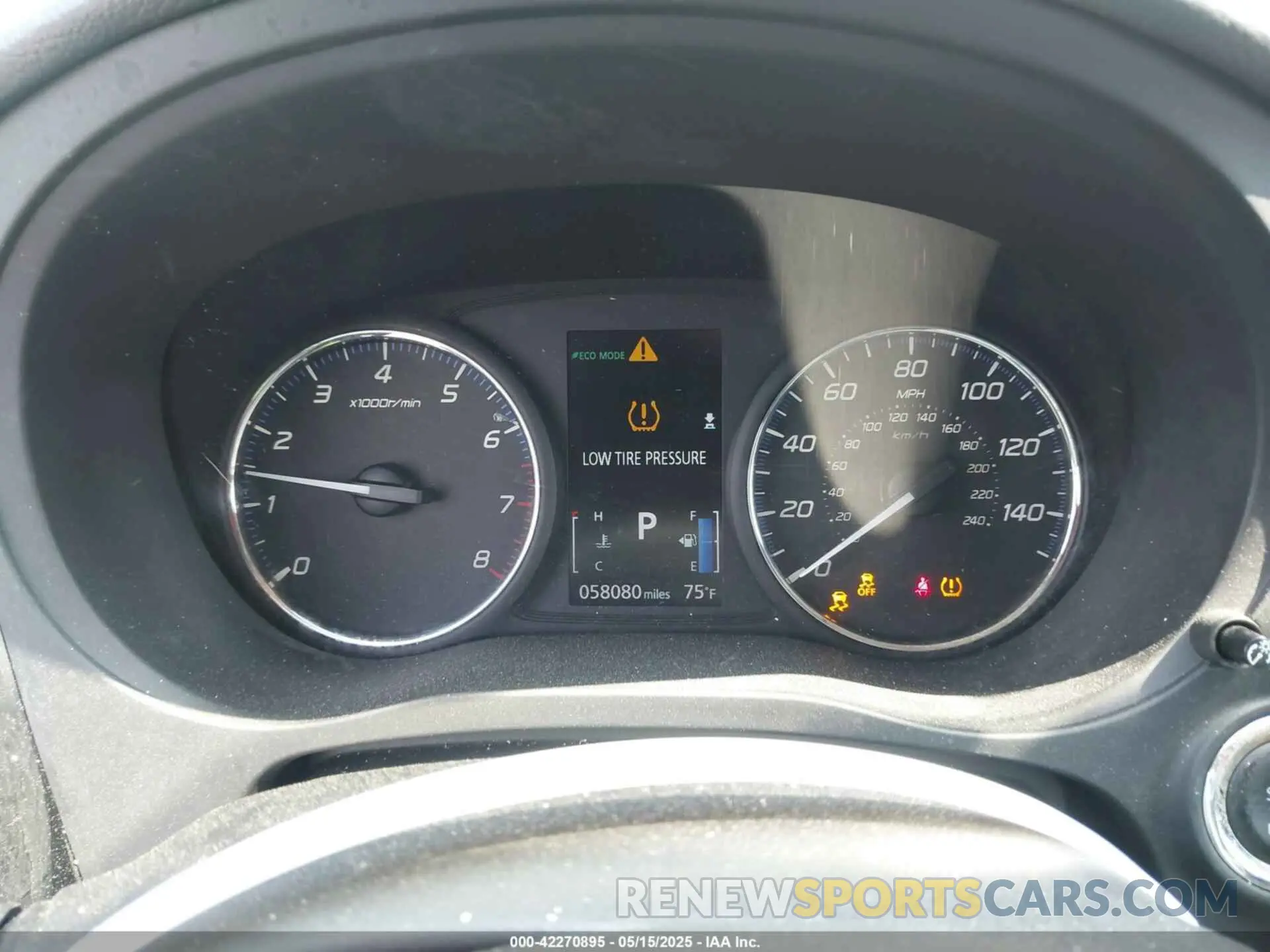 7 fotografías del automóvil dañado JA4AD3A33KZ005401 MITSUBISHI OUTLANDER 2019