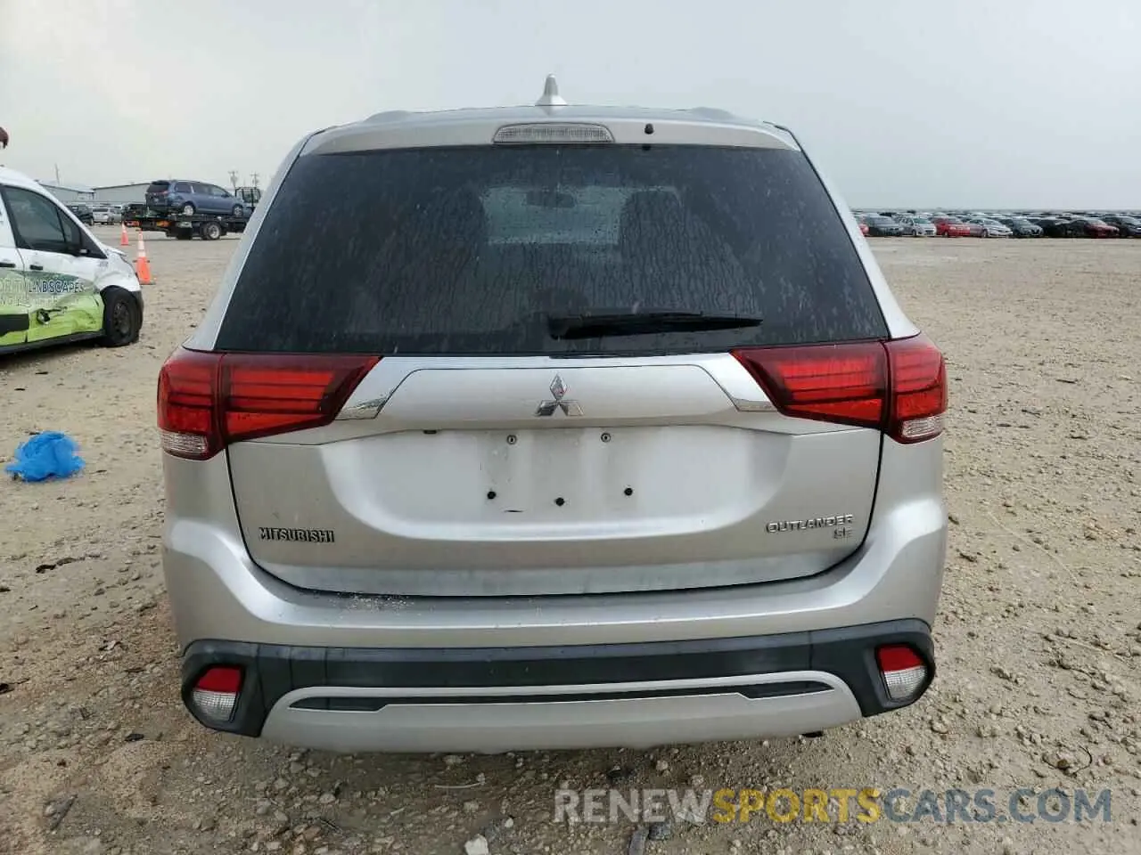 6 fotografías del automóvil dañado JA4AD3A33KZ049740 MITSUBISHI OUTLANDER 2019