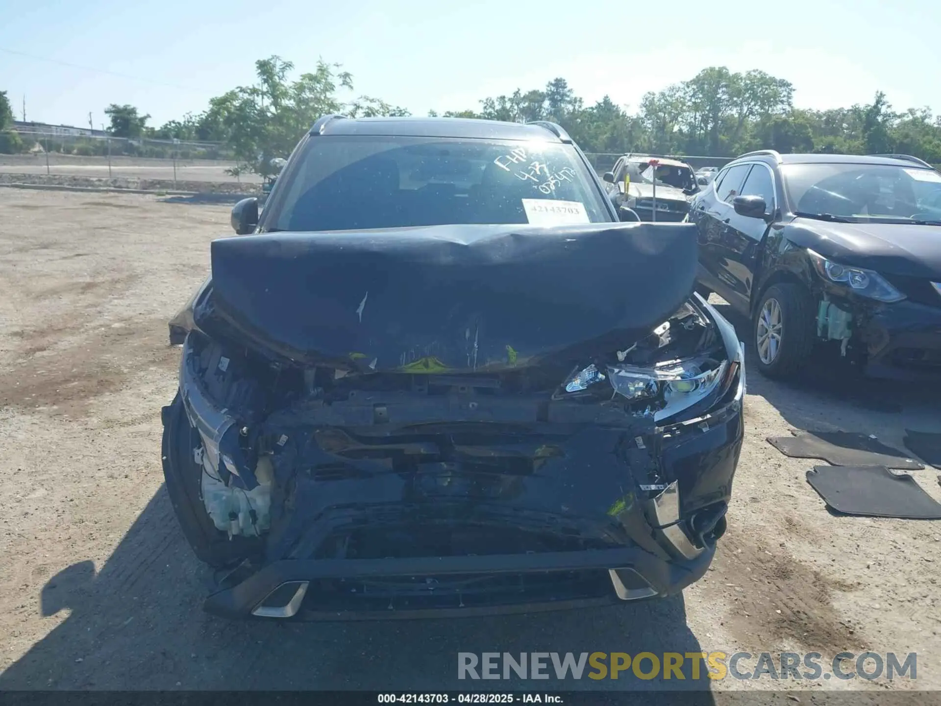 12 fotografías del automóvil dañado JA4AD3A35KZ025472 MITSUBISHI OUTLANDER 2019