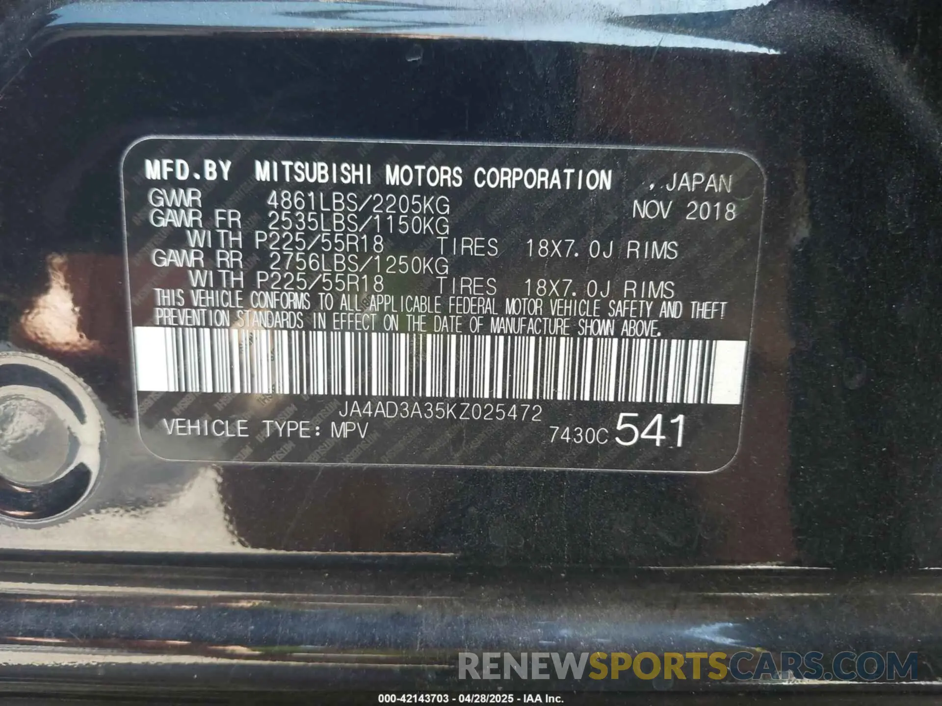 9 fotografías del automóvil dañado JA4AD3A35KZ025472 MITSUBISHI OUTLANDER 2019