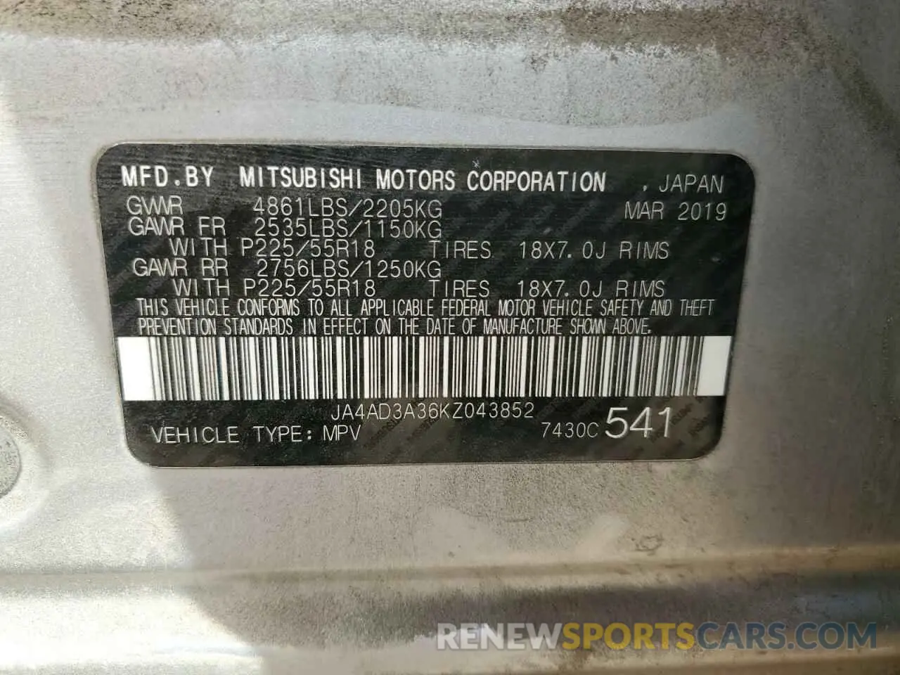 13 fotografías del automóvil dañado JA4AD3A36KZ043852 MITSUBISHI OUTLANDER 2019