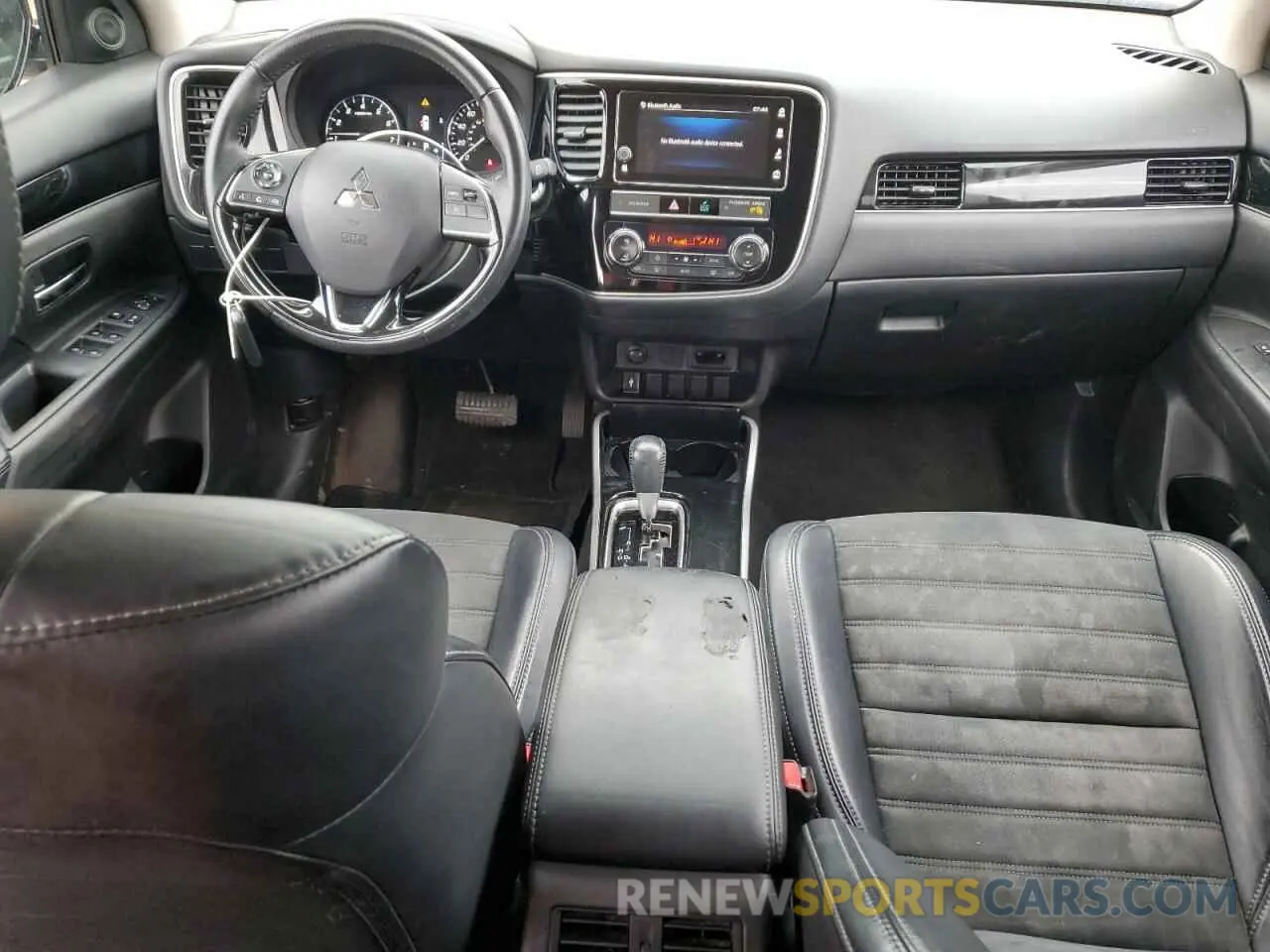 8 fotografías del automóvil dañado JA4AD3A37KZ012299 MITSUBISHI OUTLANDER 2019