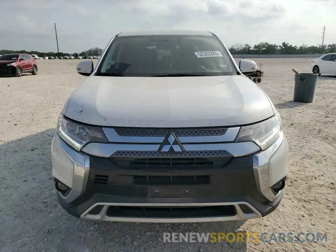 5 fotografías del automóvil dañado JA4AD3A37KZ051796 MITSUBISHI OUTLANDER 2019