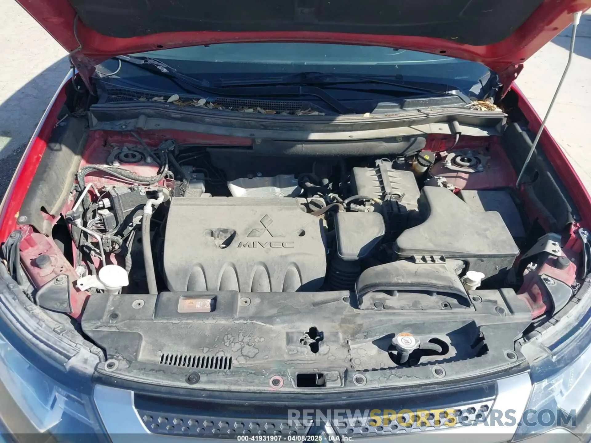 10 fotografías del automóvil dañado JA4AD3A37KZ055881 MITSUBISHI OUTLANDER 2019