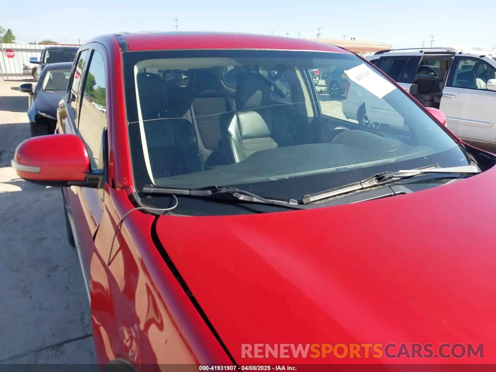 12 fotografías del automóvil dañado JA4AD3A37KZ055881 MITSUBISHI OUTLANDER 2019