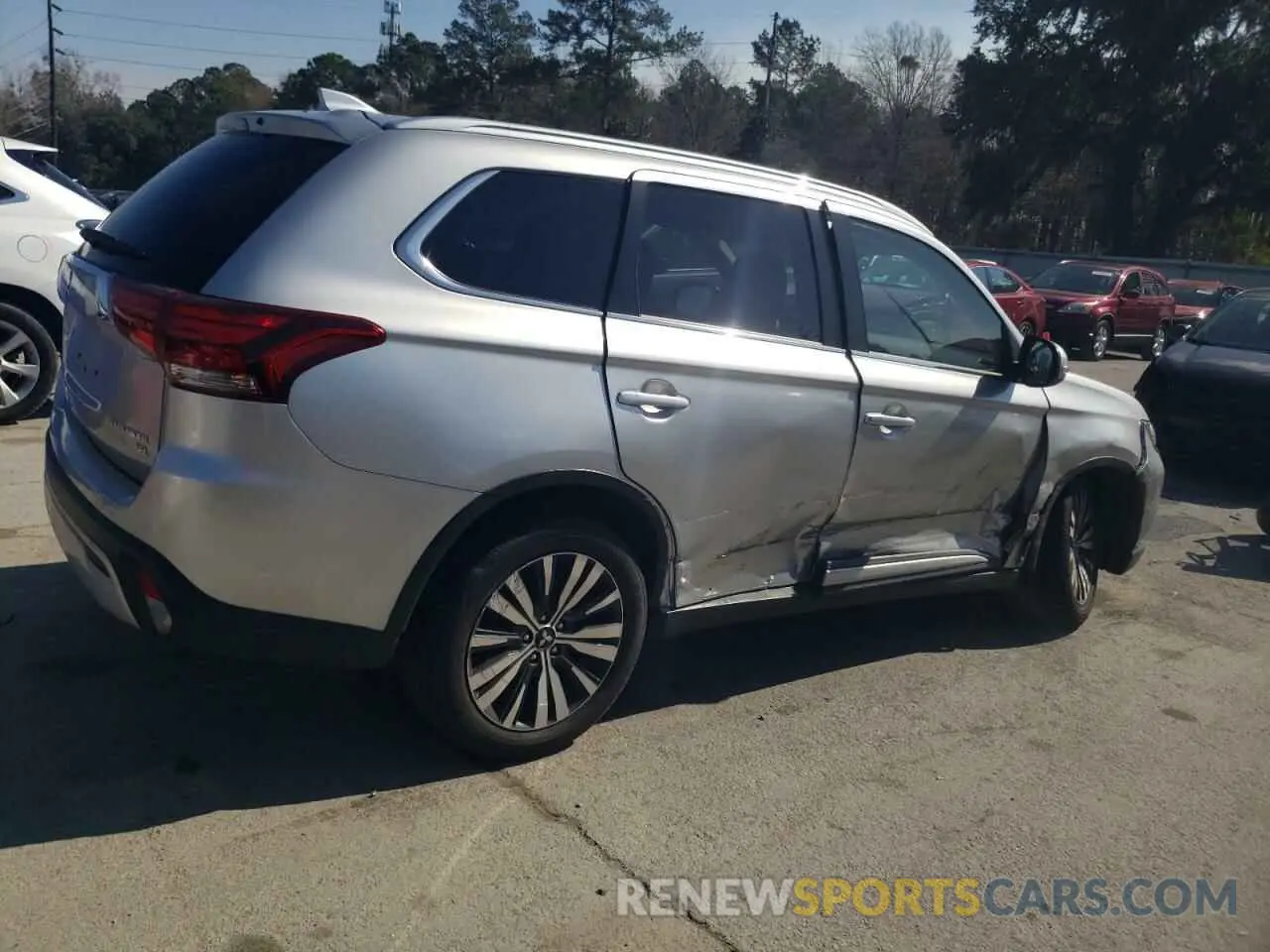 3 fotografías del automóvil dañado JA4AD3A3XKZ010997 MITSUBISHI OUTLANDER 2019