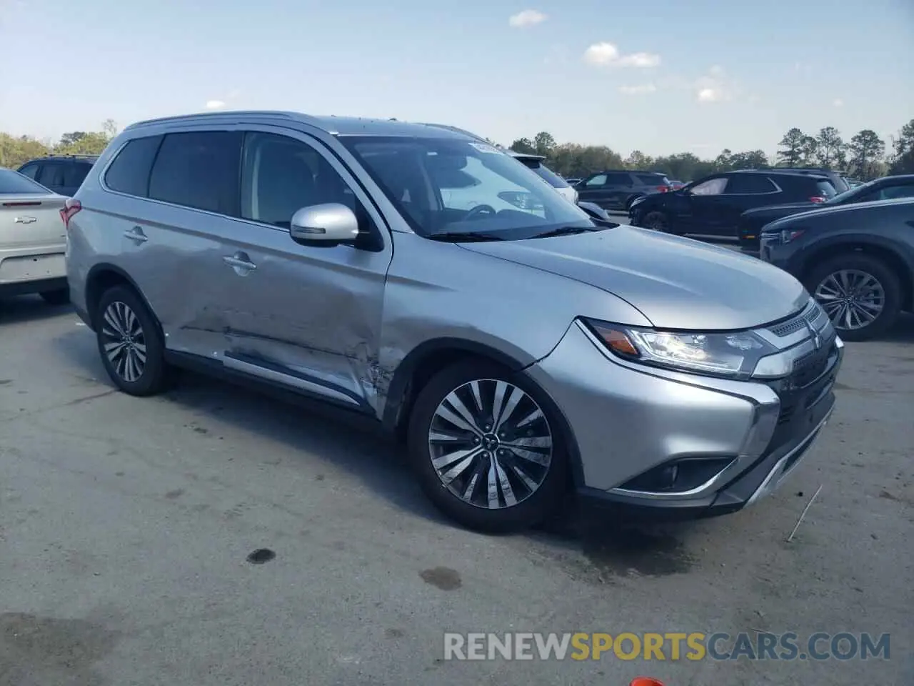 4 fotografías del automóvil dañado JA4AD3A3XKZ010997 MITSUBISHI OUTLANDER 2019