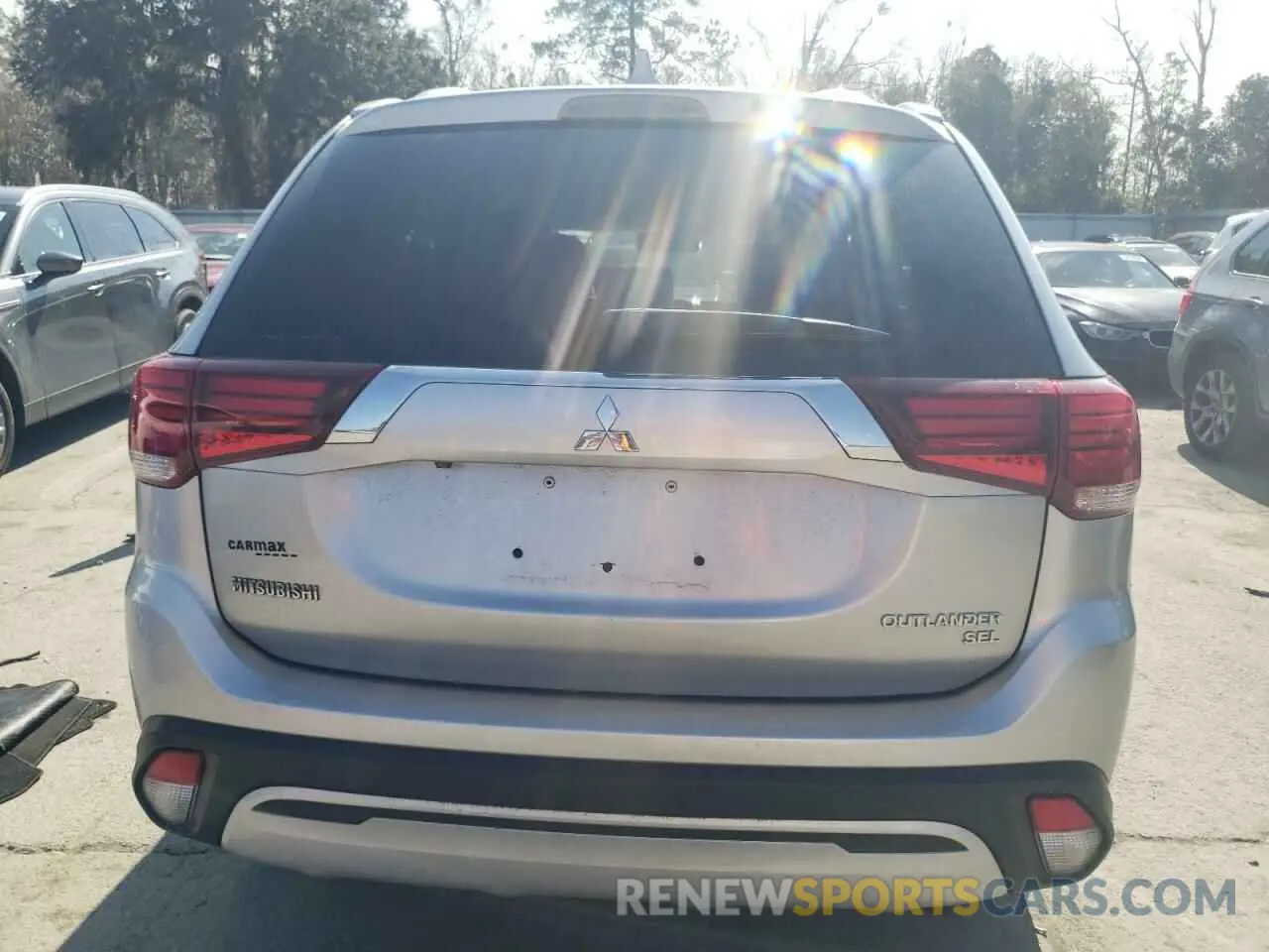 6 fotografías del automóvil dañado JA4AD3A3XKZ010997 MITSUBISHI OUTLANDER 2019