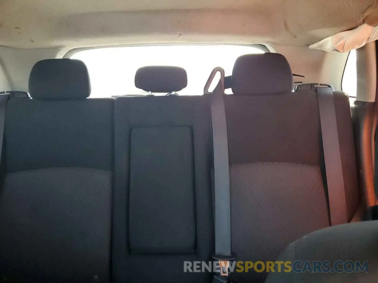 10 fotografías del automóvil dañado JA4AP3AU1KU026809 MITSUBISHI OUTLANDER 2019
