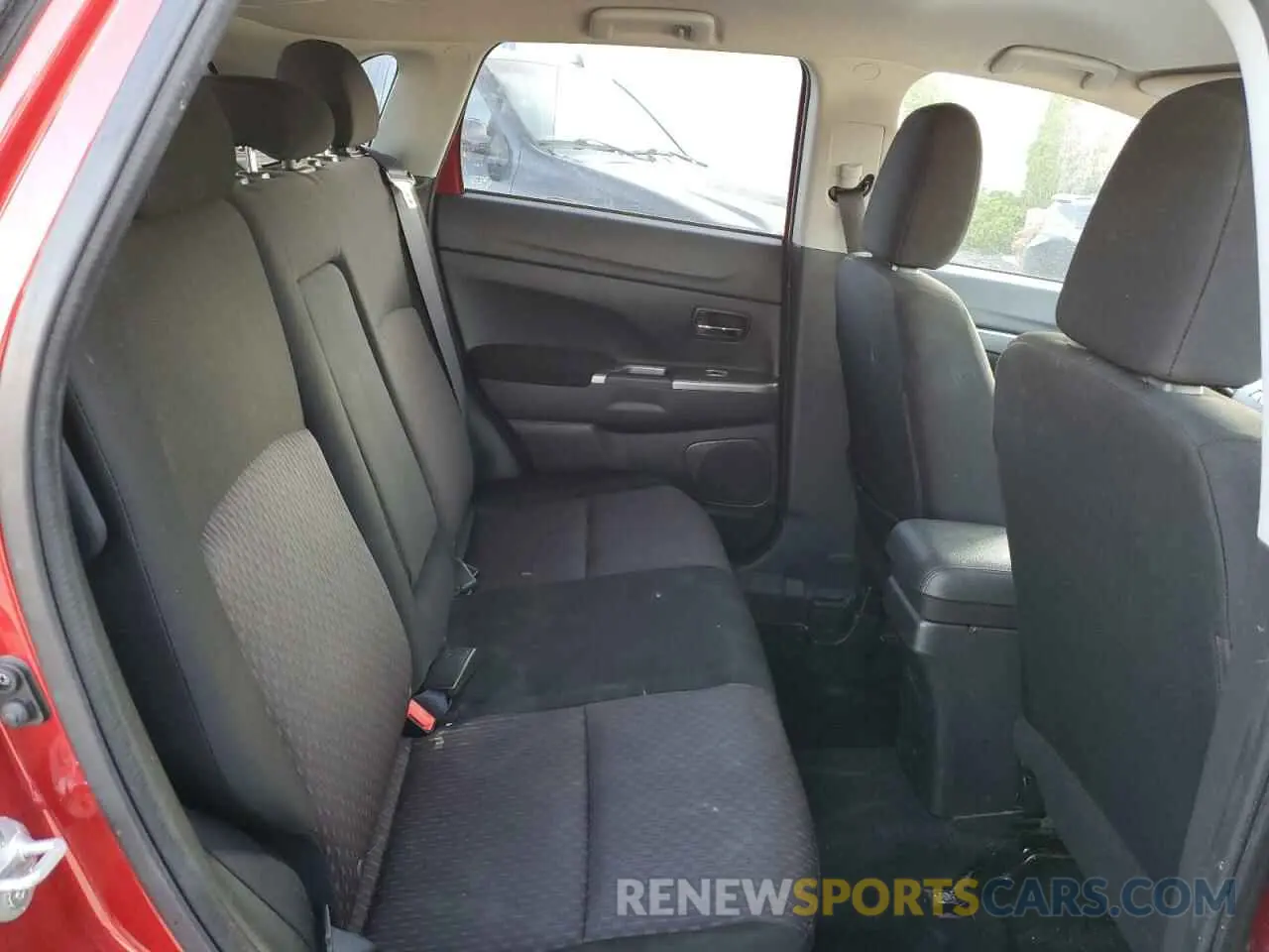 11 fotografías del automóvil dañado JA4AP3AU4KU029252 MITSUBISHI OUTLANDER 2019