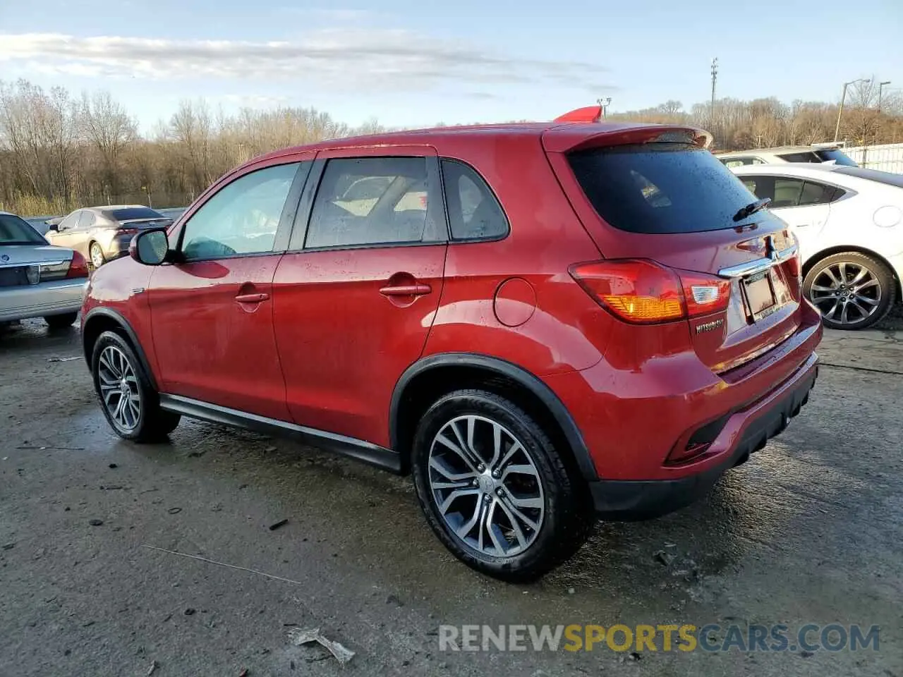 2 fotografías del automóvil dañado JA4AP3AU4KU029252 MITSUBISHI OUTLANDER 2019