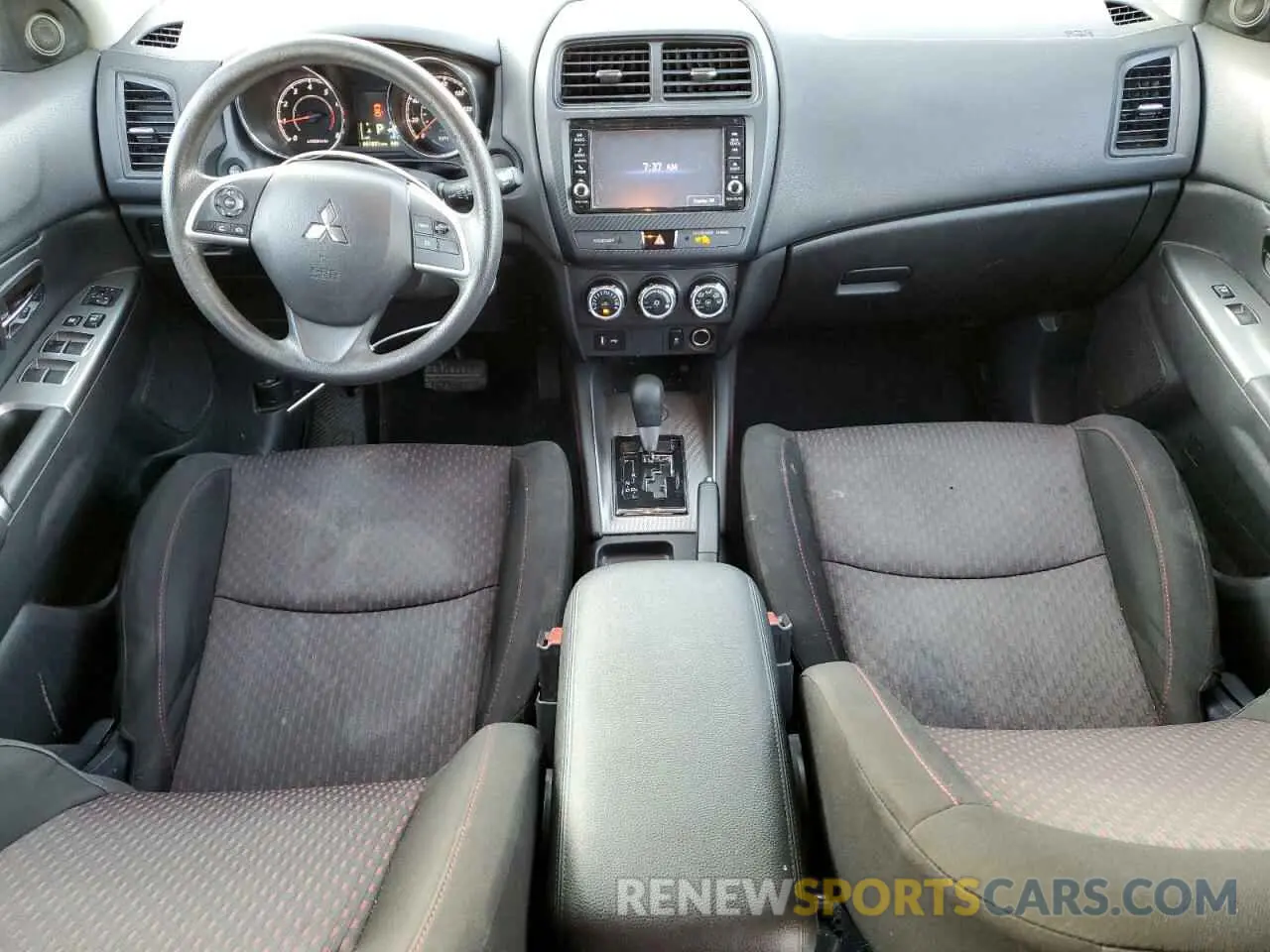 8 fotografías del automóvil dañado JA4AP3AU4KU029252 MITSUBISHI OUTLANDER 2019