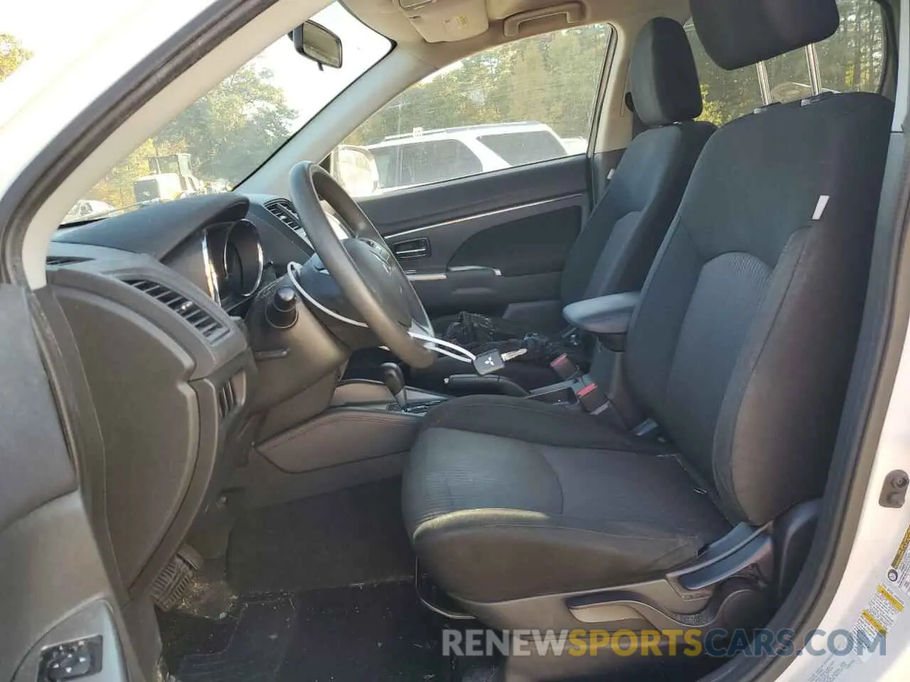 7 fotografías del automóvil dañado JA4AP3AU6KU003980 MITSUBISHI OUTLANDER 2019