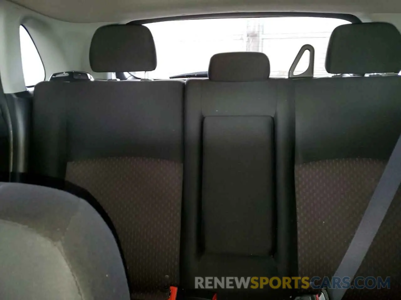 10 fotografías del automóvil dañado JA4AP3AU6KU018186 MITSUBISHI OUTLANDER 2019