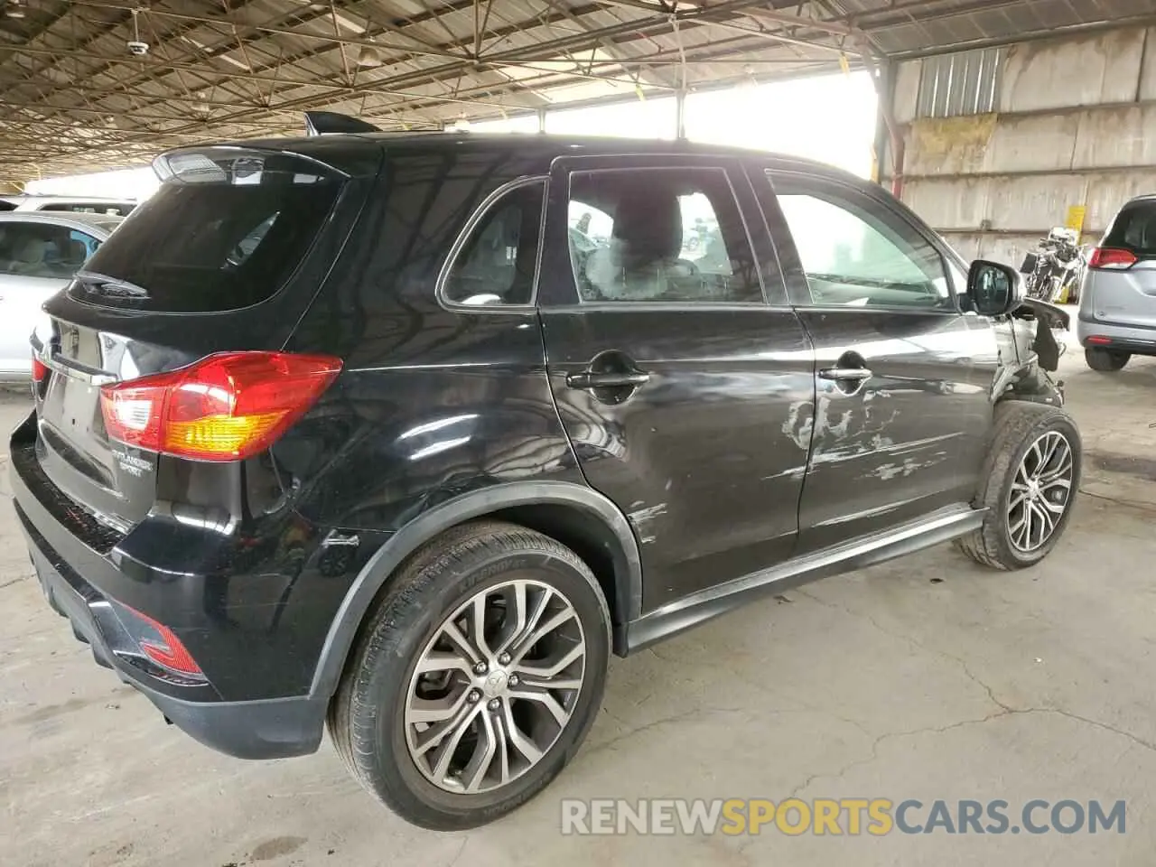 3 fotografías del automóvil dañado JA4AP3AU6KU018186 MITSUBISHI OUTLANDER 2019