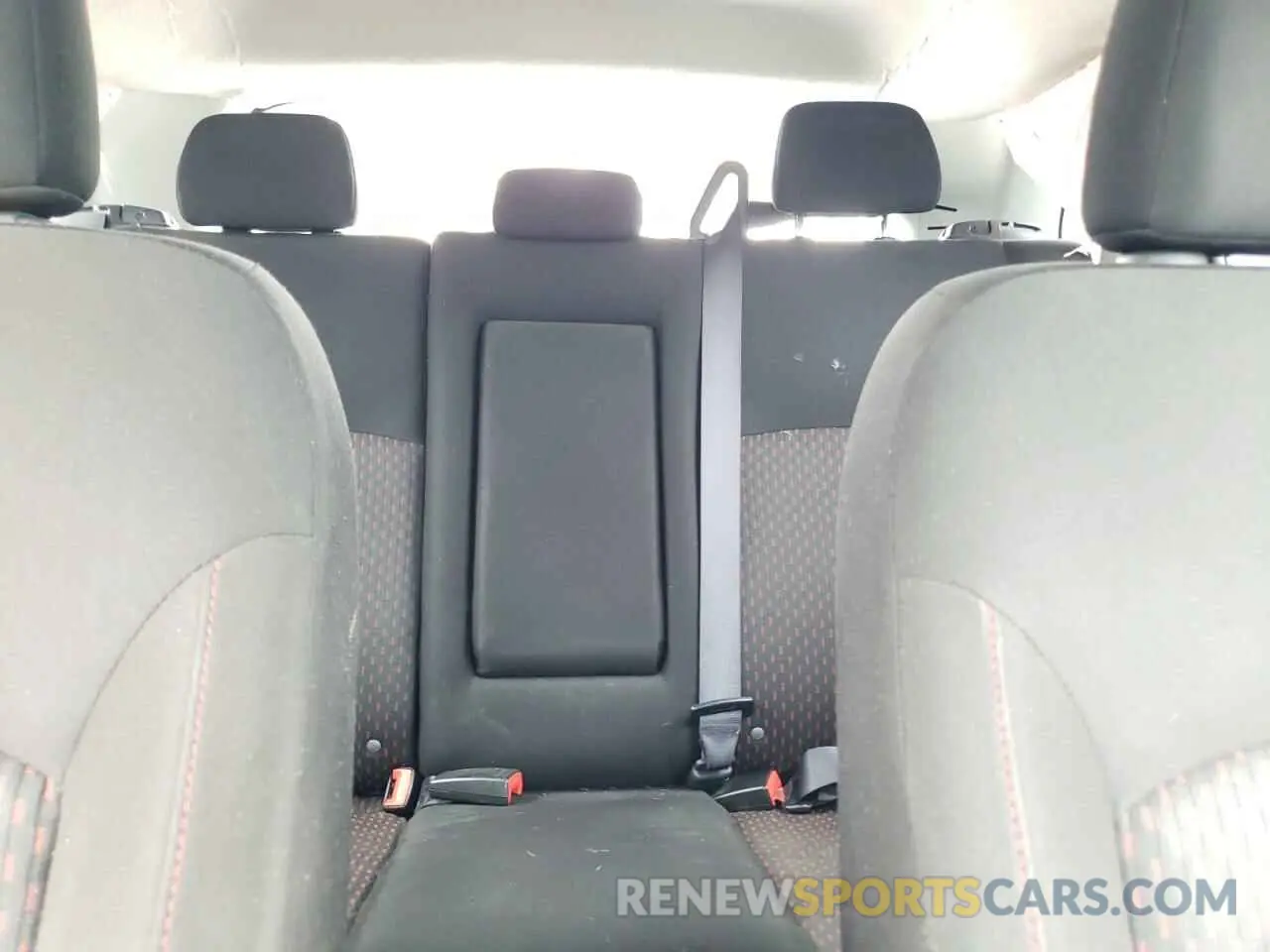 10 fotografías del automóvil dañado JA4AP3AU6KU019872 MITSUBISHI OUTLANDER 2019