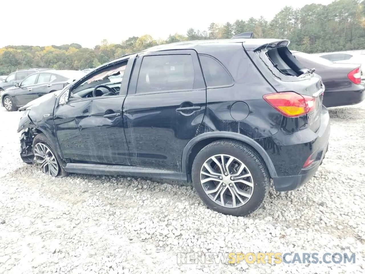2 fotografías del automóvil dañado JA4AP3AU6KU019872 MITSUBISHI OUTLANDER 2019