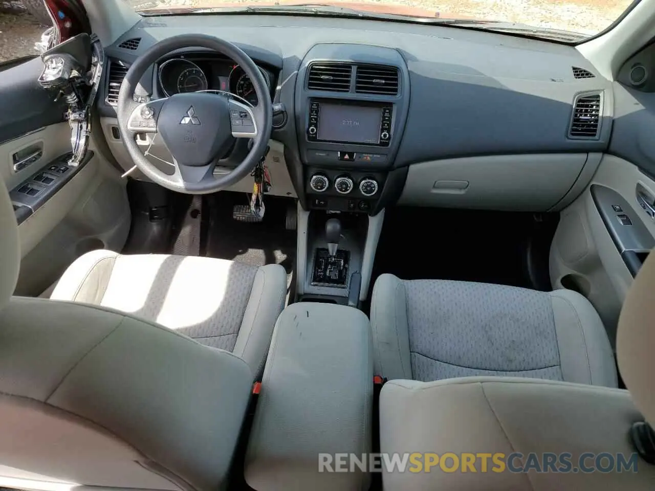 8 fotografías del automóvil dañado JA4AP3AU8KU021476 MITSUBISHI OUTLANDER 2019