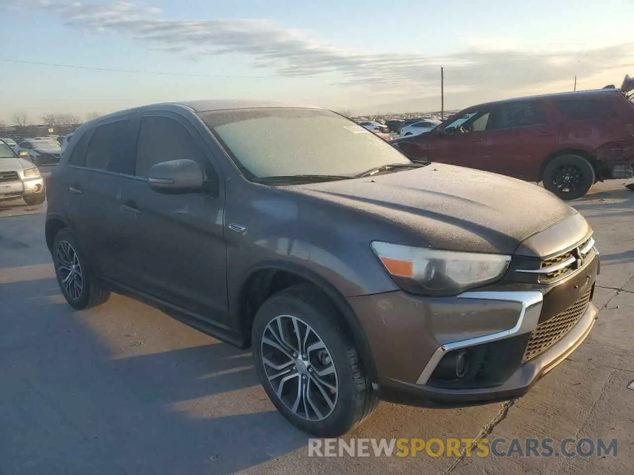 4 fotografías del automóvil dañado JA4AP3AU8KU030243 MITSUBISHI OUTLANDER 2019