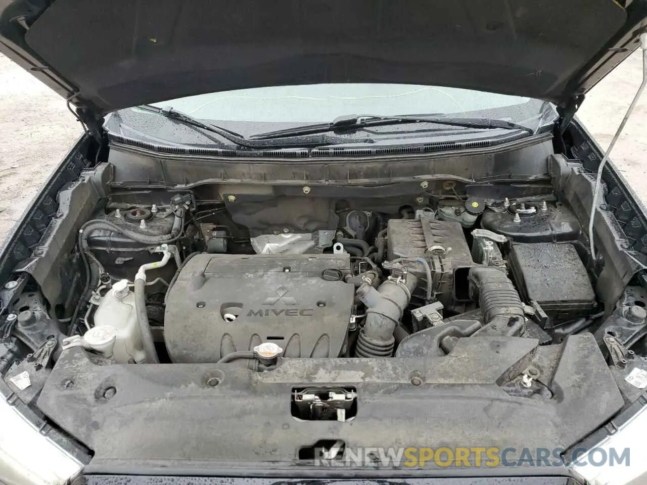 14 fotografías del automóvil dañado JA4AP4AU2KU013122 MITSUBISHI OUTLANDER 2019
