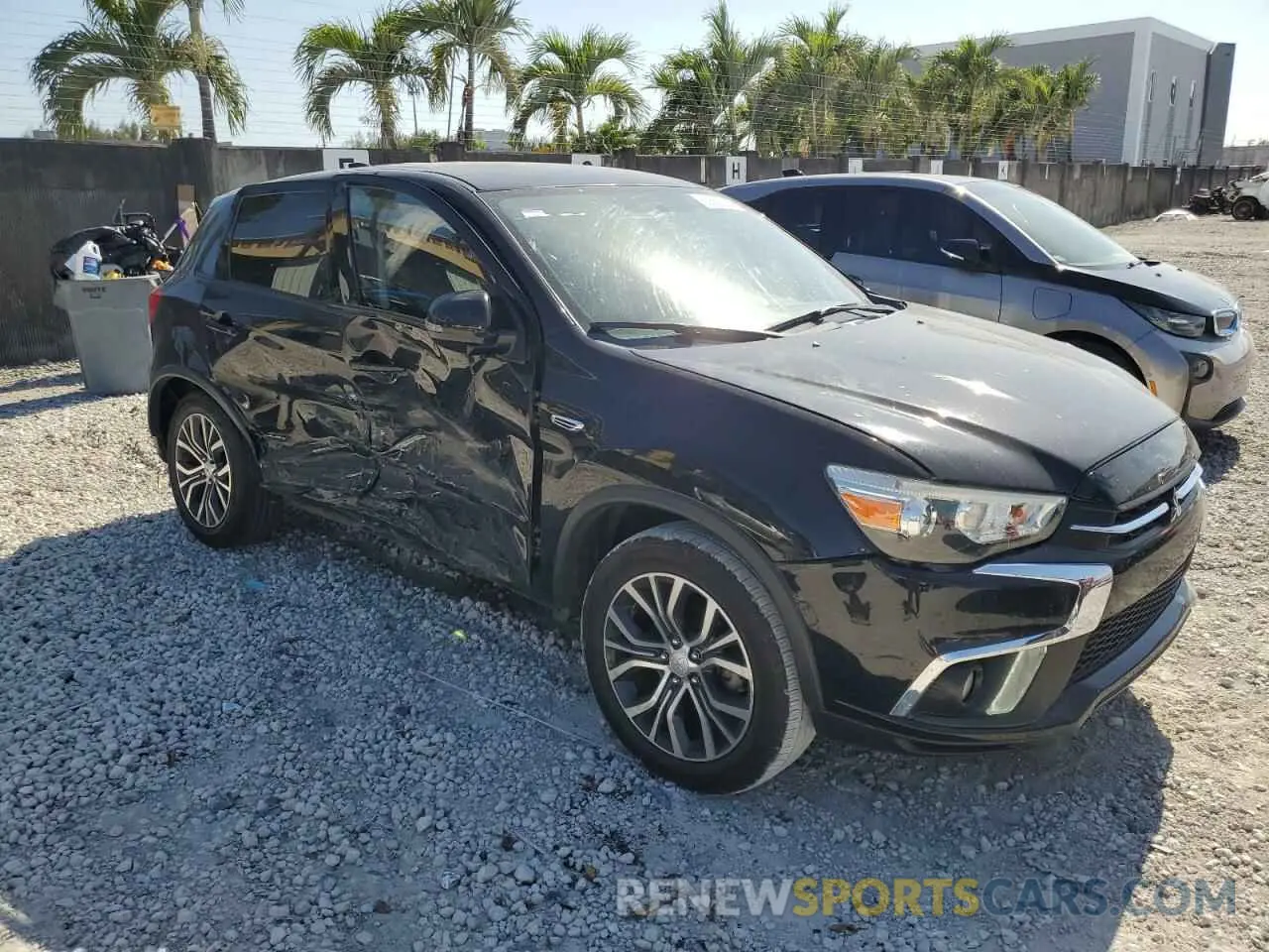 4 fotografías del automóvil dañado JA4AP4AU2KU027442 MITSUBISHI OUTLANDER 2019