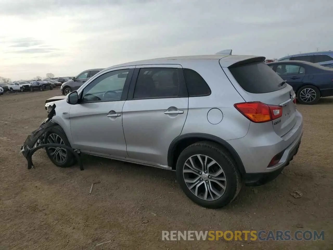 2 fotografías del automóvil dañado JA4AP4AU4KU012702 MITSUBISHI OUTLANDER 2019