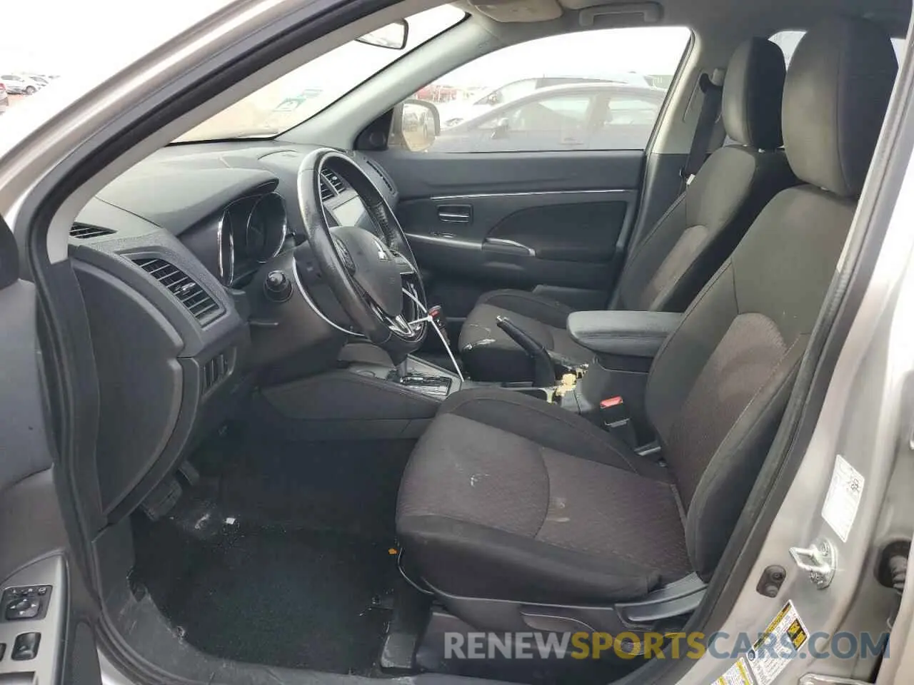 7 fotografías del automóvil dañado JA4AP4AU4KU012702 MITSUBISHI OUTLANDER 2019