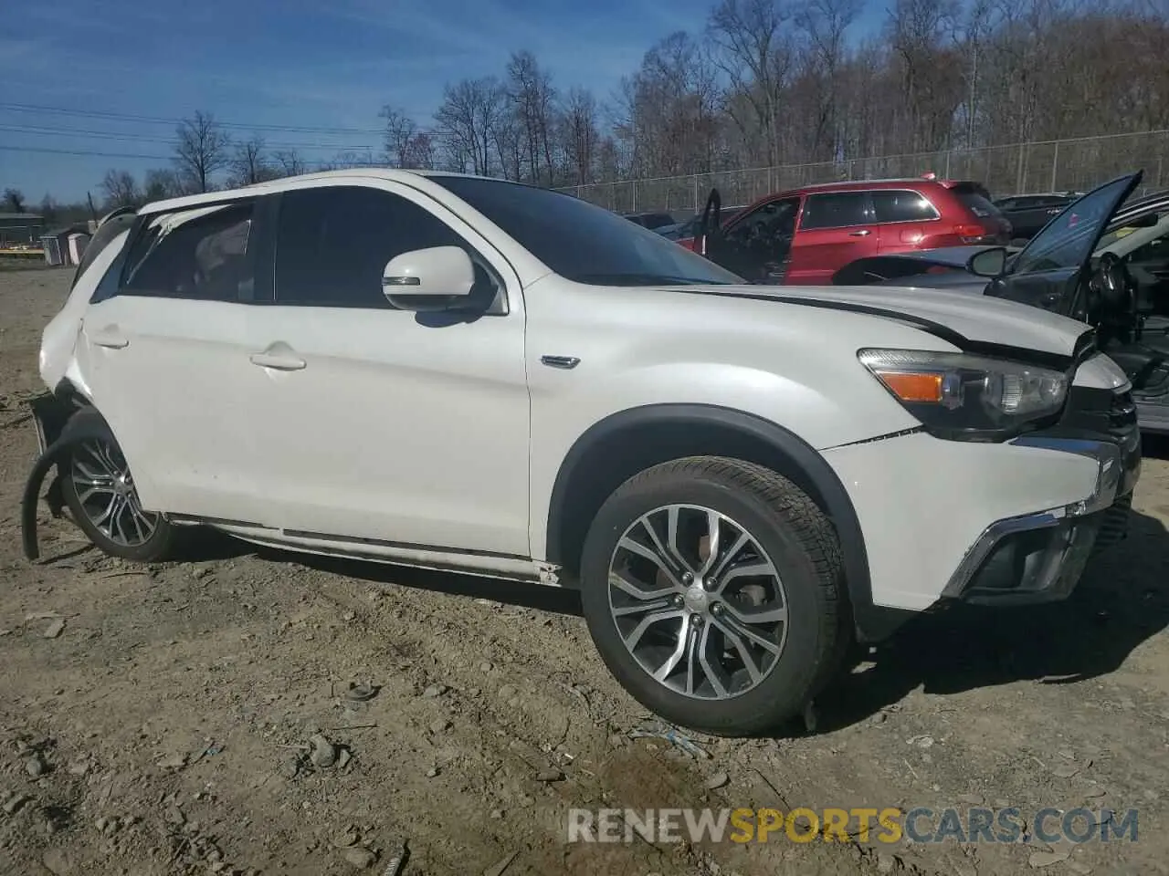 4 fotografías del automóvil dañado JA4AP4AU5KU017844 MITSUBISHI OUTLANDER 2019