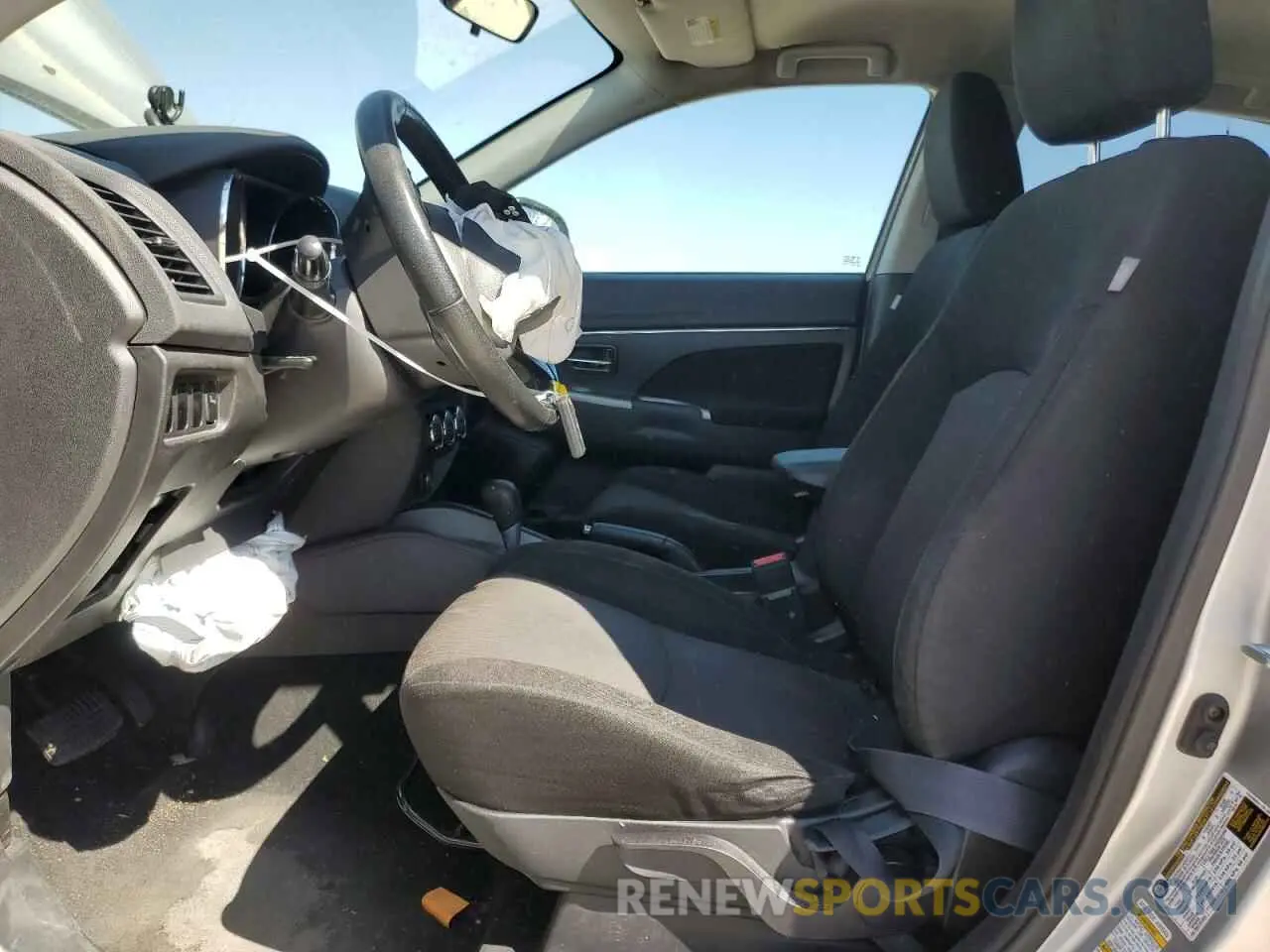 7 fotografías del automóvil dañado JA4AP4AU6KU022258 MITSUBISHI OUTLANDER 2019