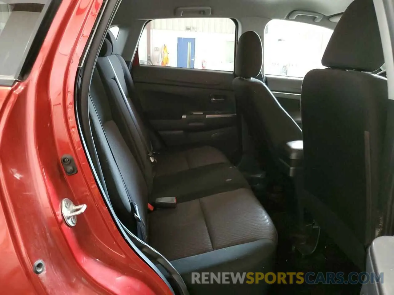 11 fotografías del automóvil dañado JA4AR3AU2KU015036 MITSUBISHI OUTLANDER 2019