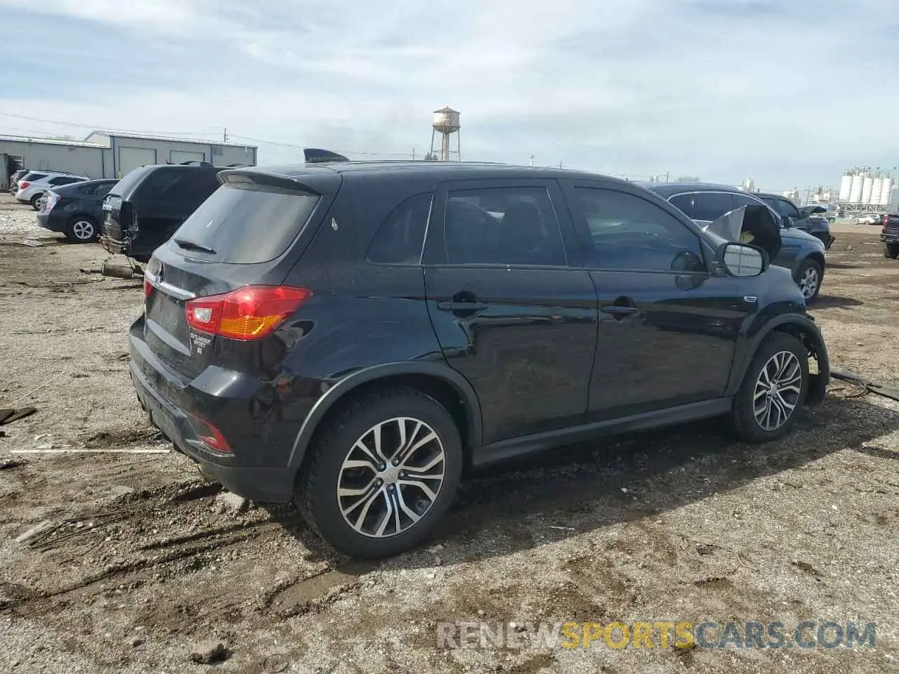 3 fotografías del automóvil dañado JA4AR3AU3KU004174 MITSUBISHI OUTLANDER 2019