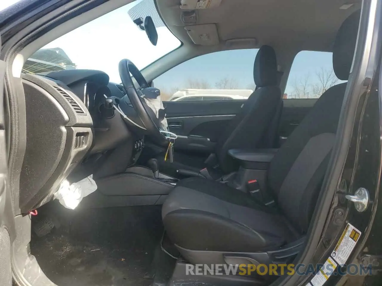 7 fotografías del automóvil dañado JA4AR3AU3KU004174 MITSUBISHI OUTLANDER 2019