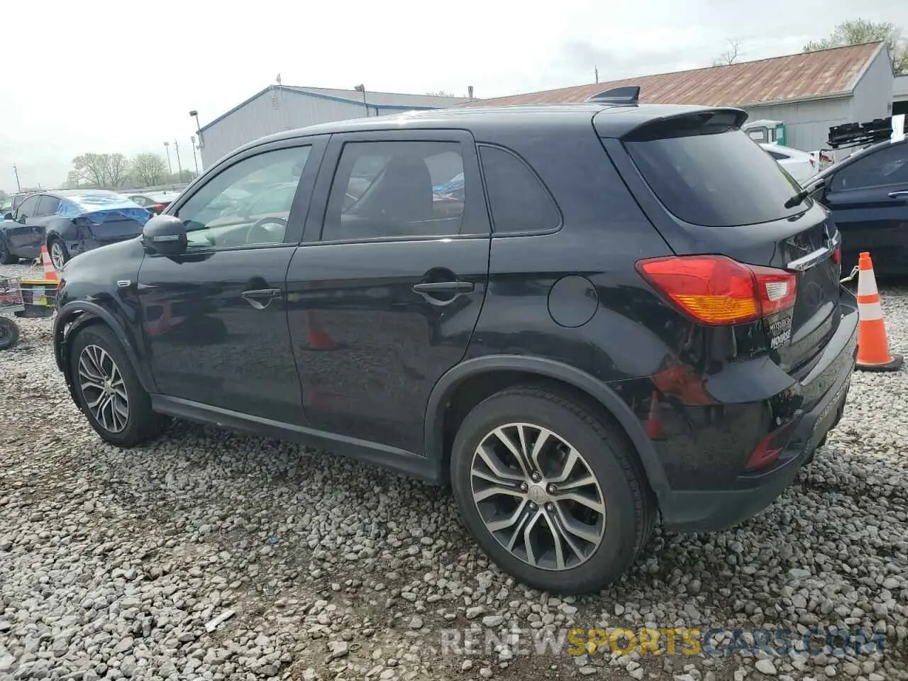 2 fotografías del automóvil dañado JA4AR3AU3KU013117 MITSUBISHI OUTLANDER 2019