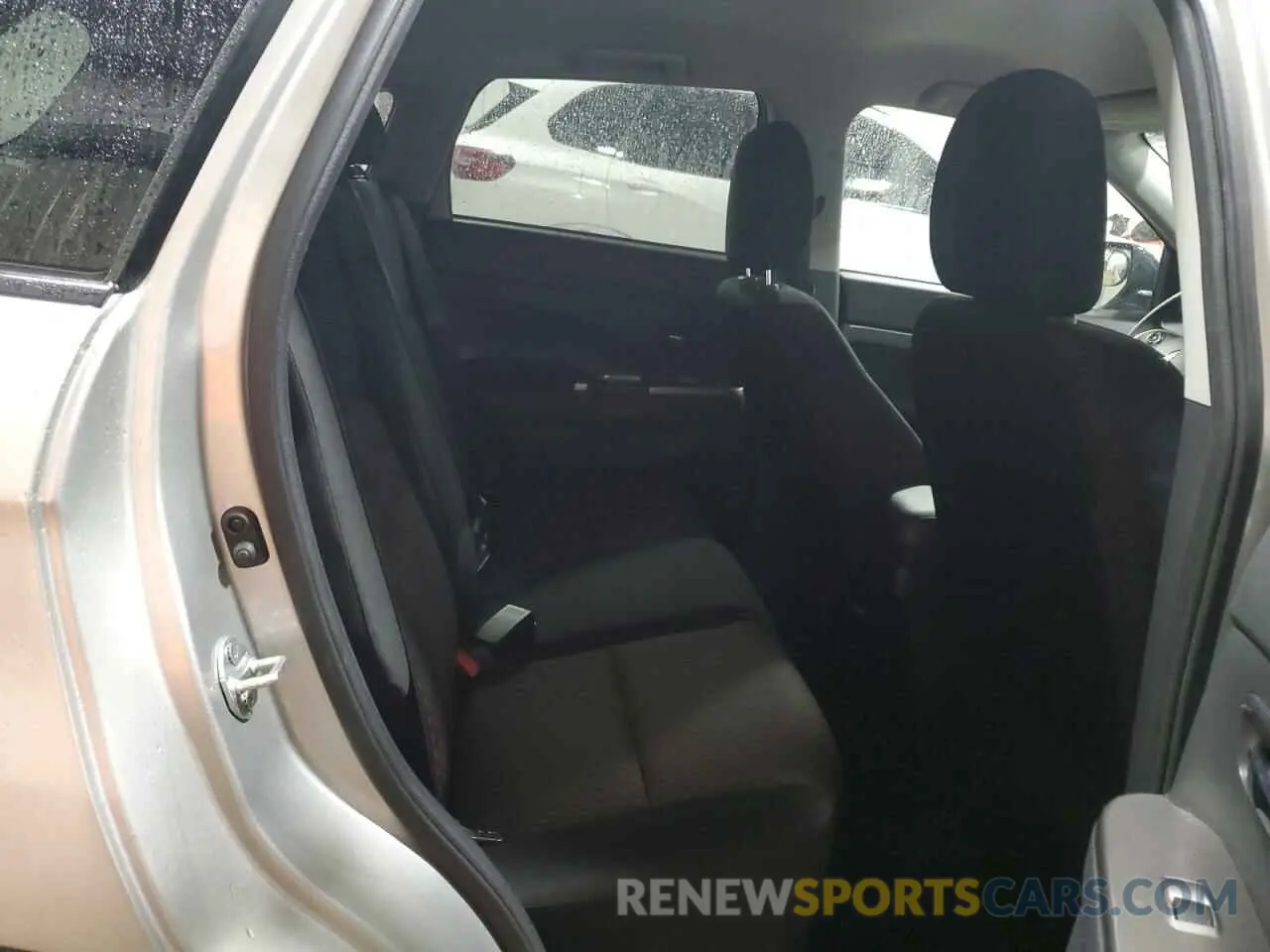10 fotografías del automóvil dañado JA4AR3AU3KU020102 MITSUBISHI OUTLANDER 2019