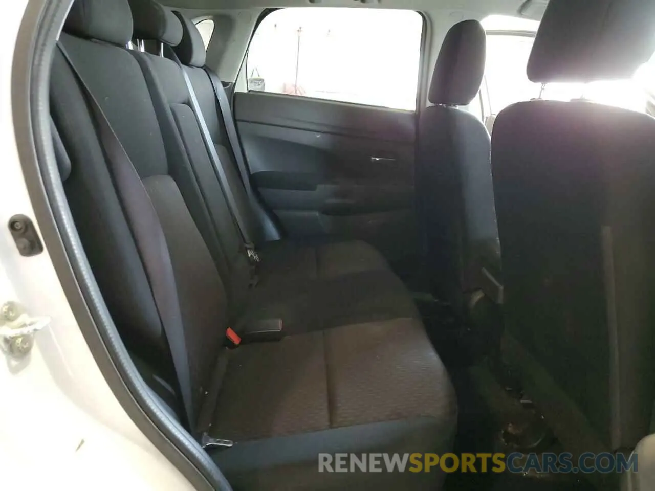 11 fotografías del automóvil dañado JA4AR3AU3KU033139 MITSUBISHI OUTLANDER 2019