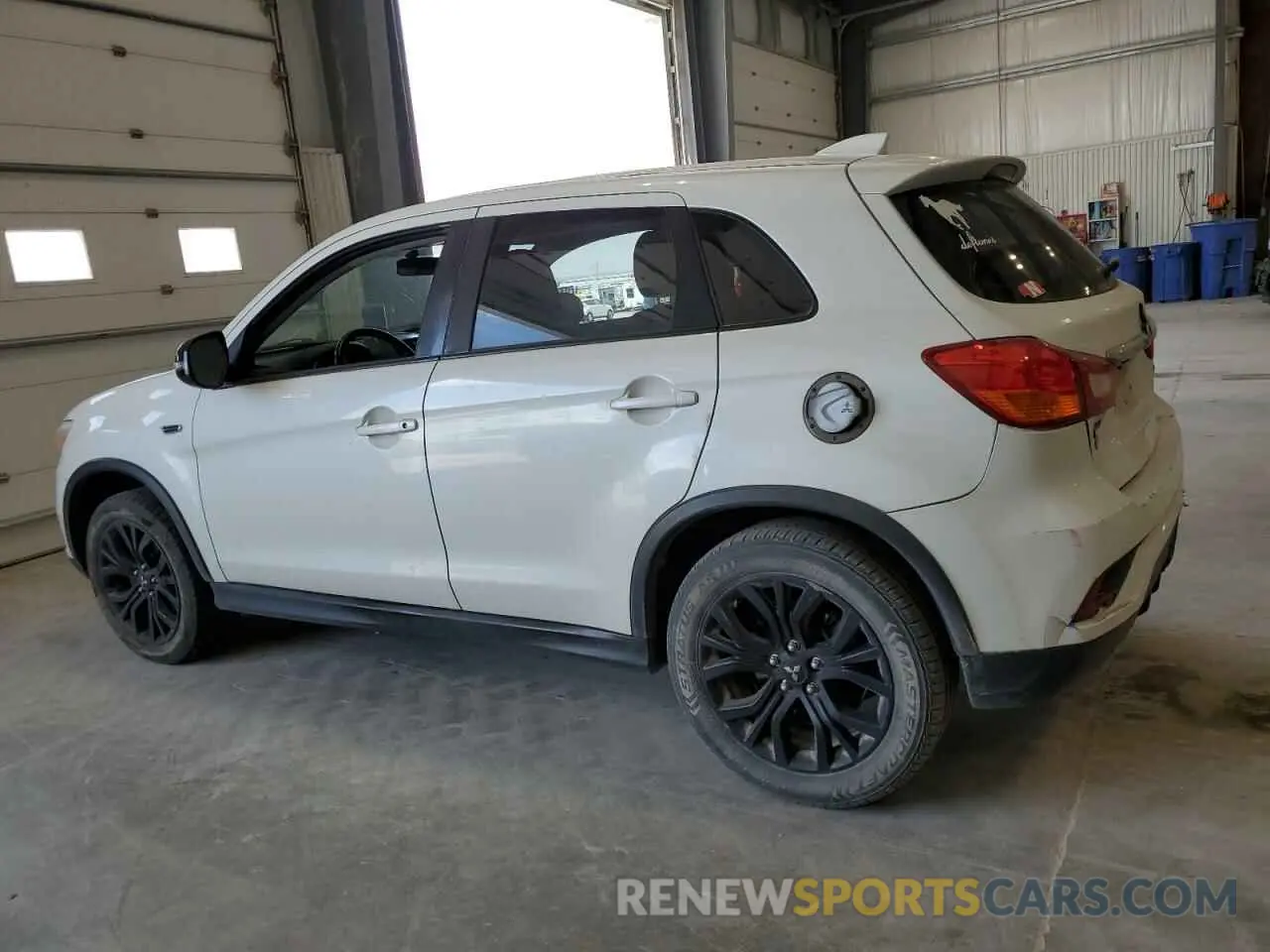 2 fotografías del automóvil dañado JA4AR3AU3KU033139 MITSUBISHI OUTLANDER 2019