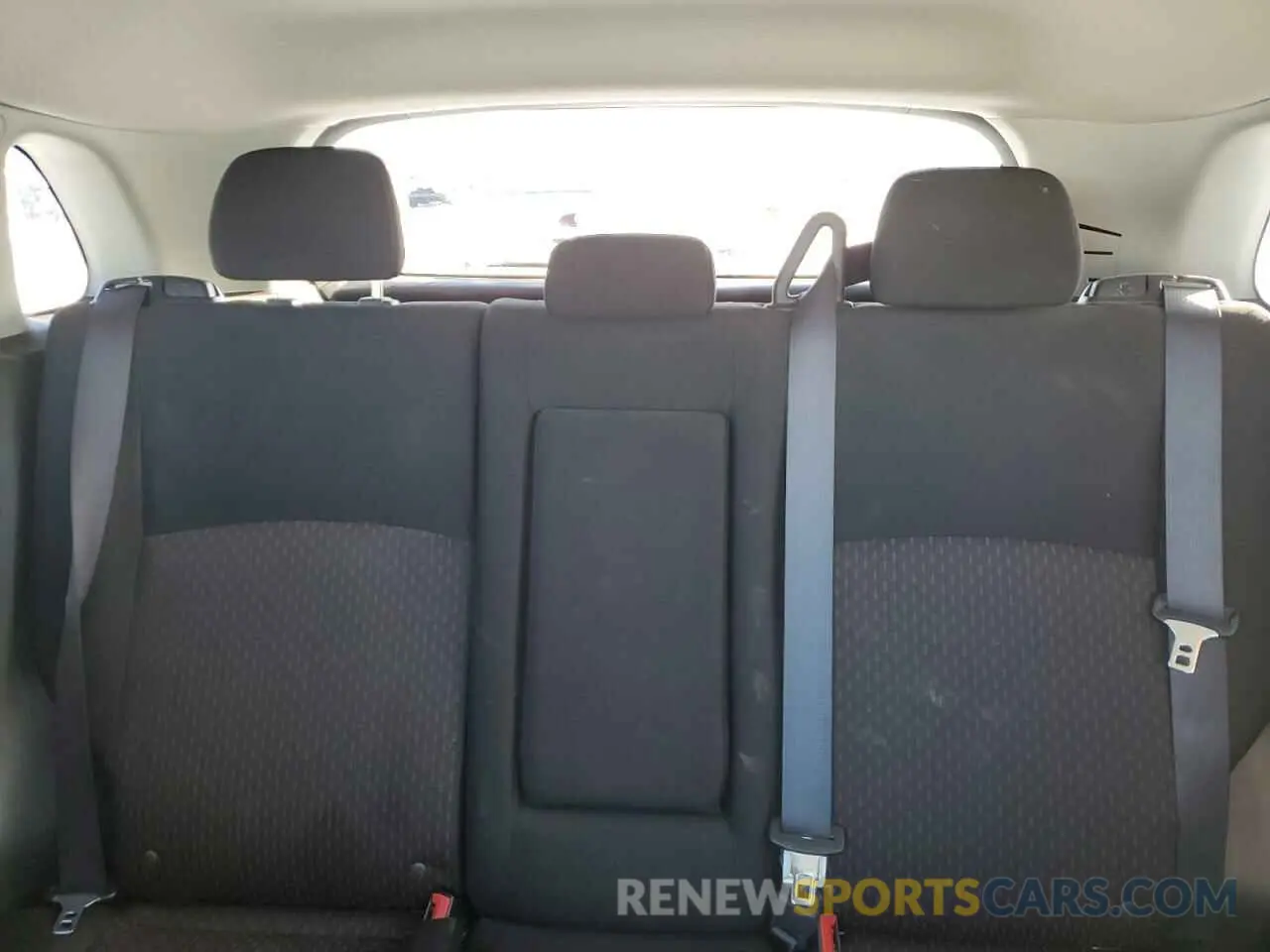 10 fotografías del automóvil dañado JA4AR3AU5KU005844 MITSUBISHI OUTLANDER 2019